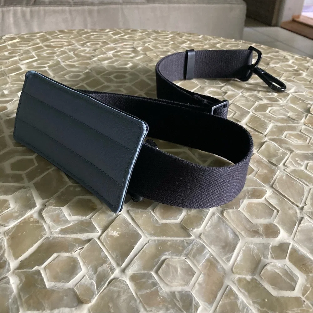 Away The Everywhere Bag in ‘Coast Blue’ - Picture 9 of 13